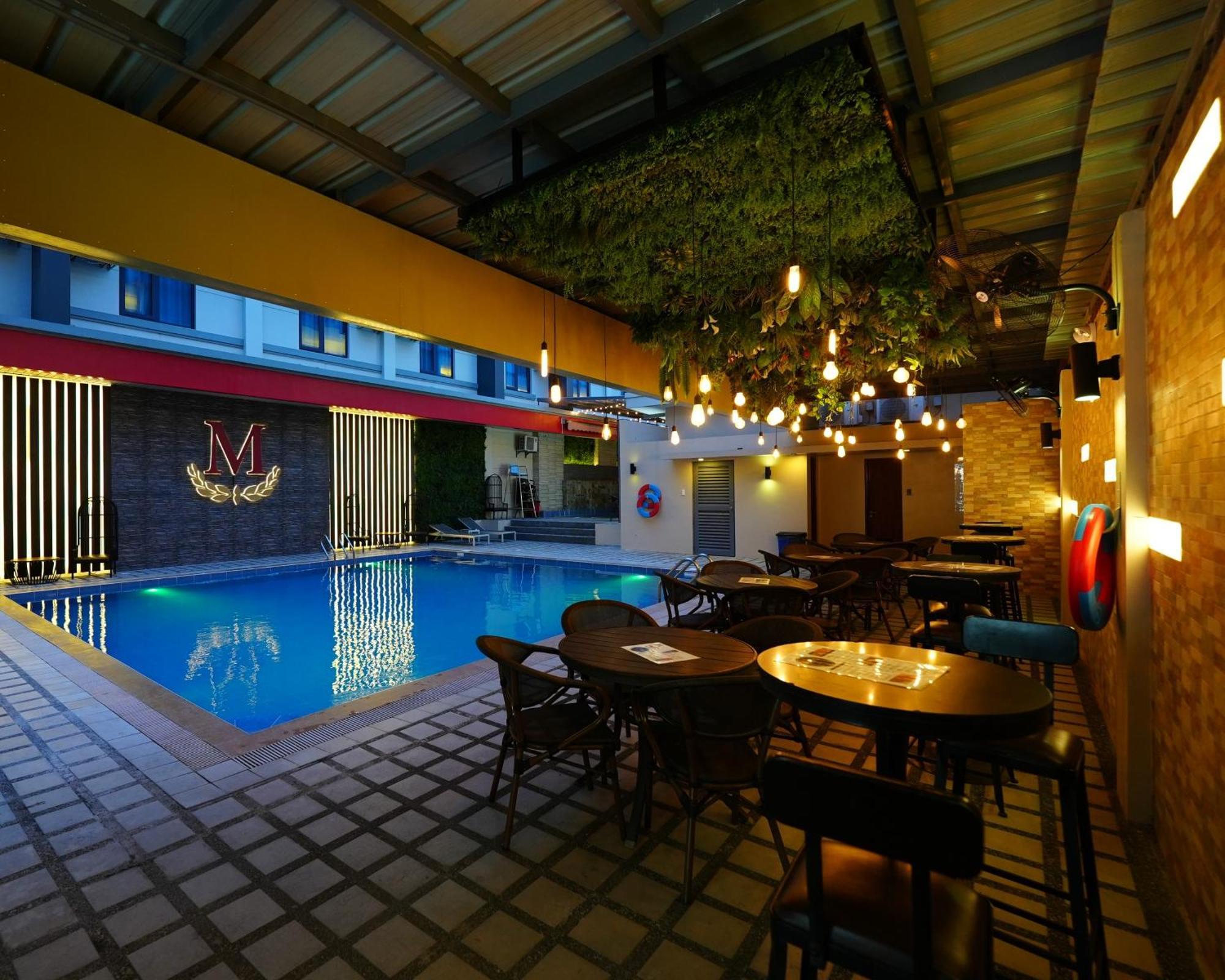 The Marison Hotel Legazpi Εξωτερικό φωτογραφία