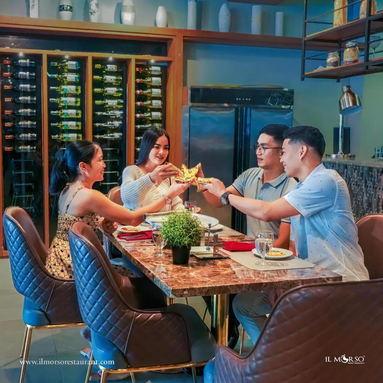 The Marison Hotel Legazpi Εξωτερικό φωτογραφία